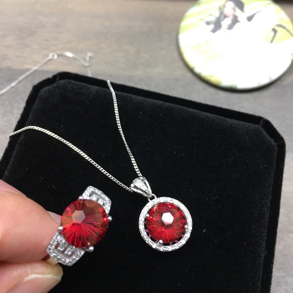 Jewelry - Certified 11.5 CT Red Topaz Ring Necklace Set RARE